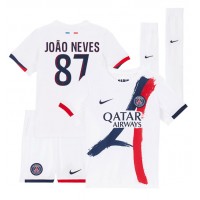 Otroški Nogometni dresi Paris Saint-Germain Joao Neves #87 Gostujoči 2024-25 Kratek Rokav (+ Kratke hlače)